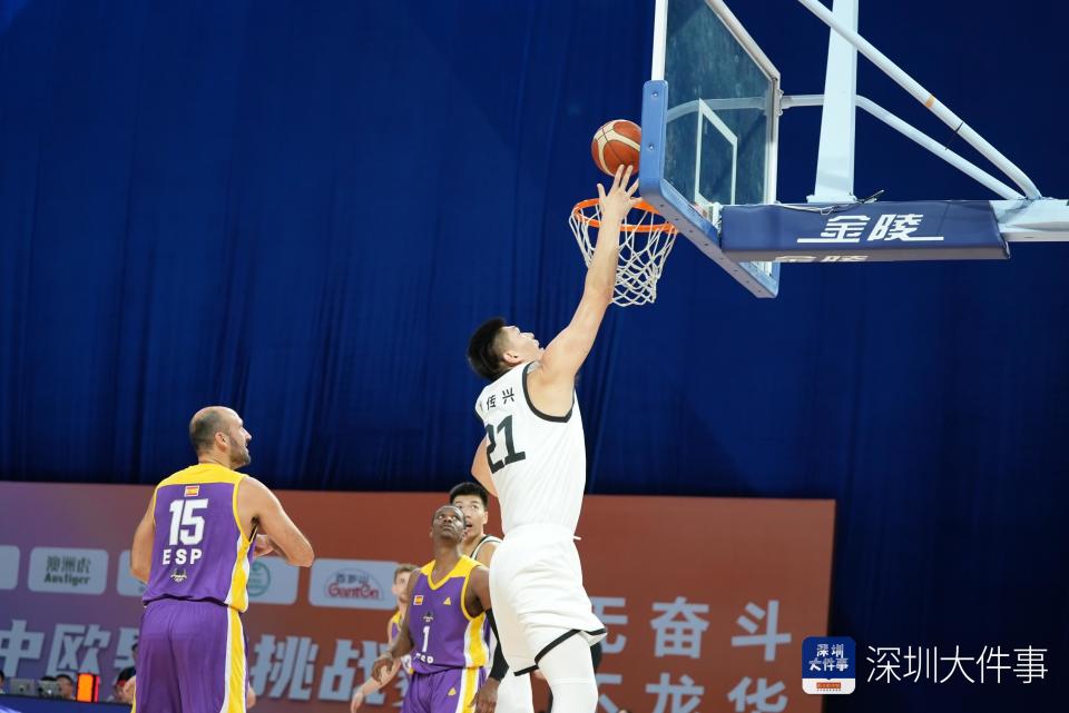 再度击败西, 分多钟 再度击败西, 分多钟