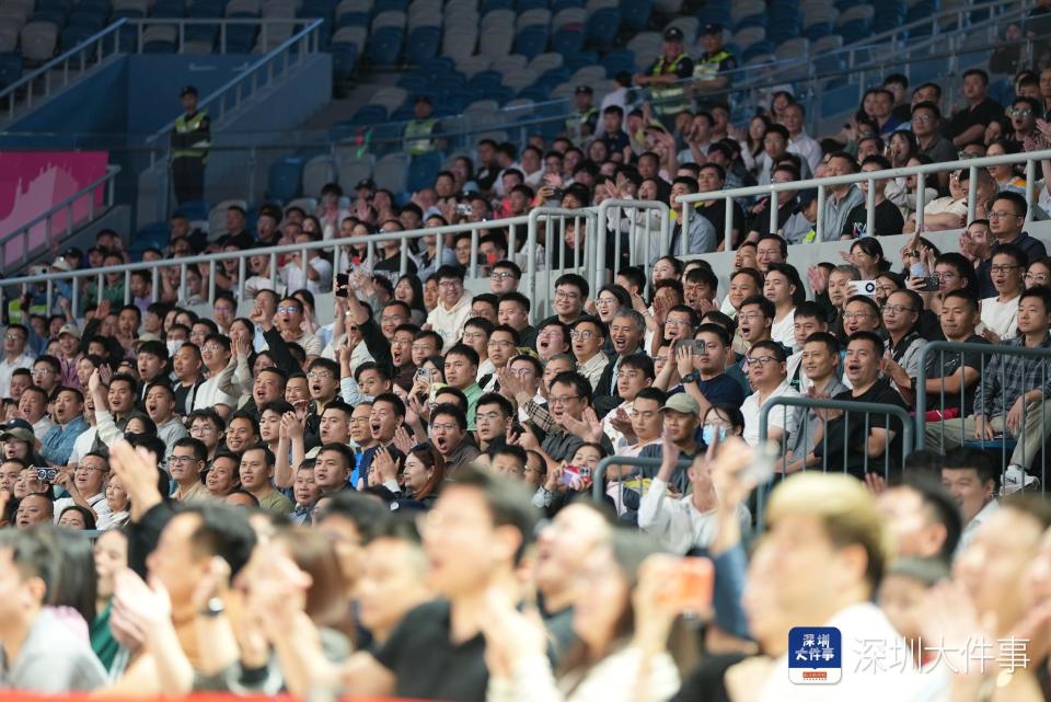 再度击败西, 成扣篮 再度击败西, 成扣篮