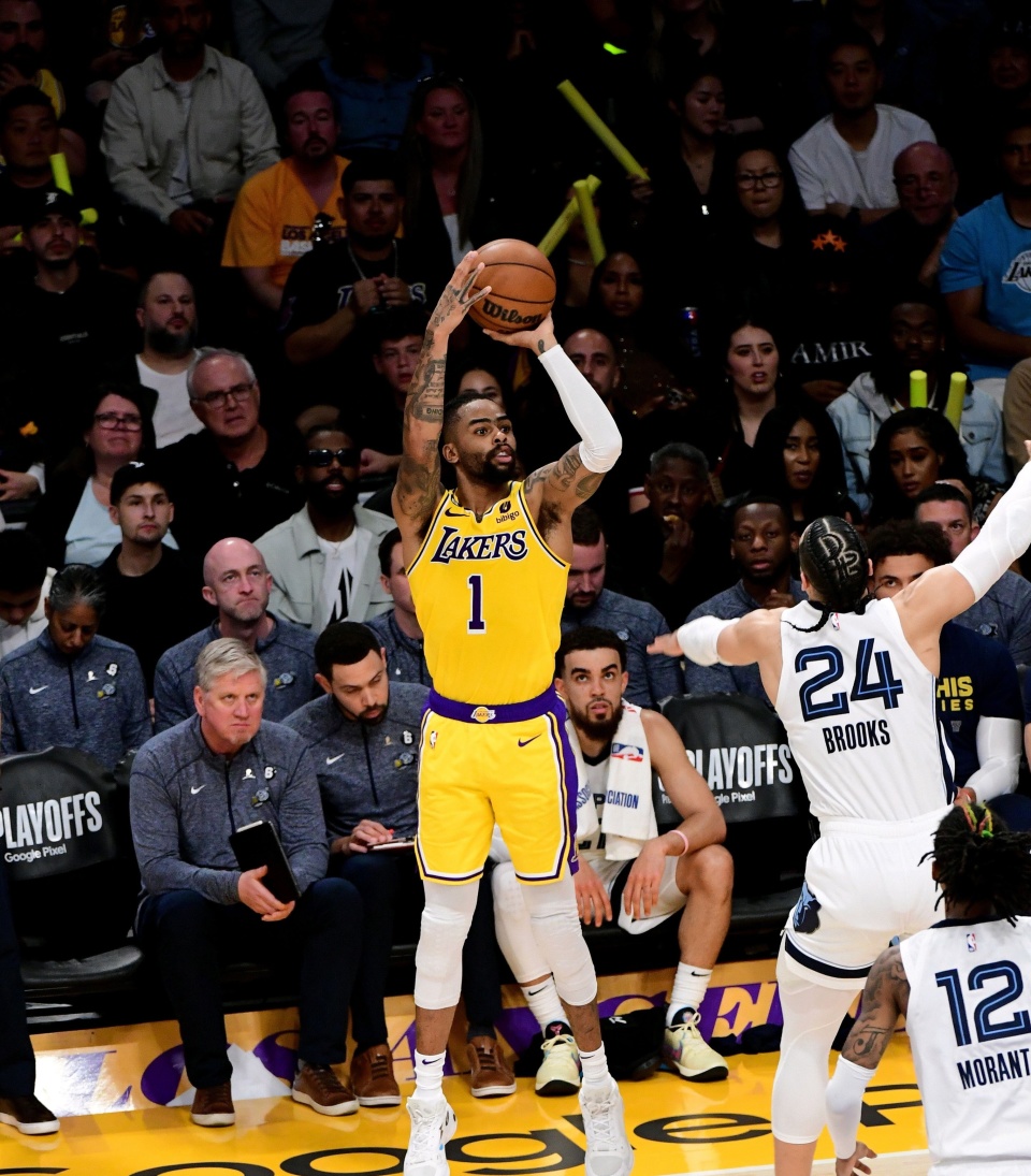 拉塞尔无论, 再一次被老, 也让湖人管 拉塞尔无论, 再一次被老, 也让湖人管